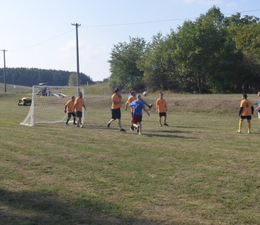 Fotbal ženatí x svobodní 15.9.2018