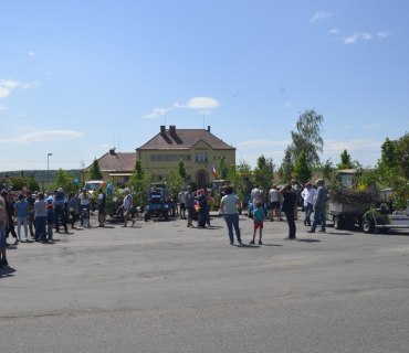 Průvod traktory 8.5.2018