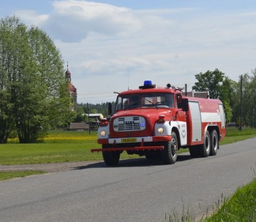 Průvod traktory 8.5.2018