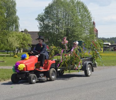Průvod traktory 8.5.2018
