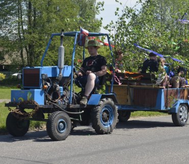 Průvod traktory 8.5.2018