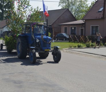 Průvod traktory 8.5.2018