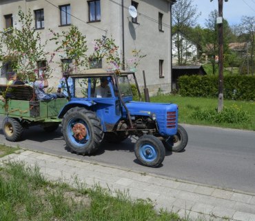 1. respektive 8. máj 2015