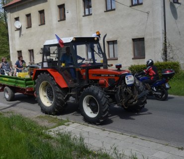 1. respektive 8. máj 2015