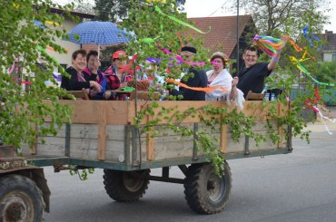 1. Máj 2014, průvod alegorických vozů